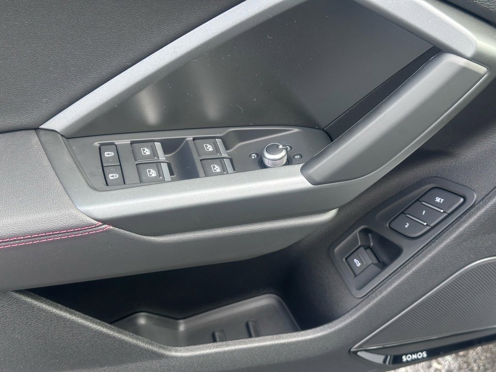 Used 2025 Audi Q3 2.0T Premium Plus image 19