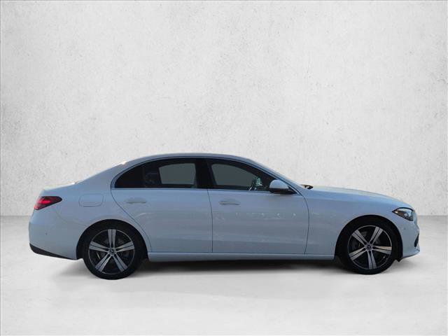 Used 2025 Mercedes-Benz C 300 4MATIC Sedan image 4