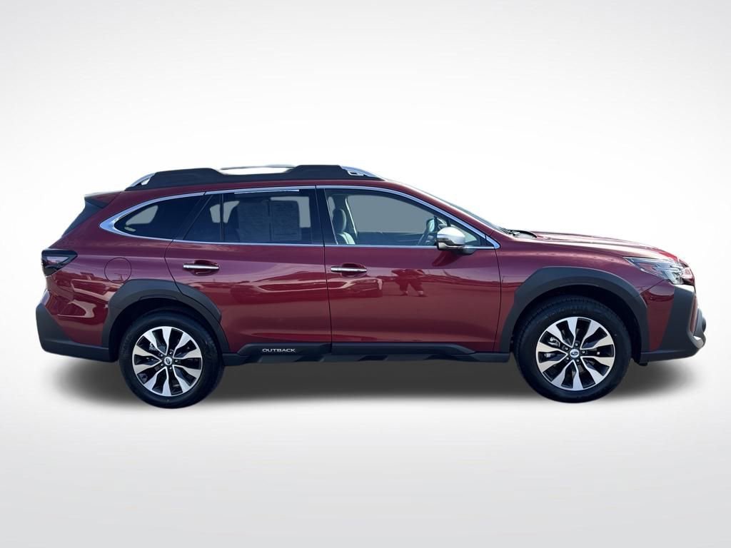 Used 2025 Subaru Outback Touring image 7