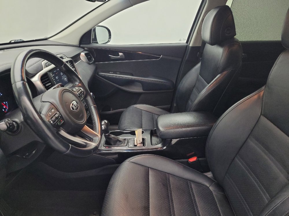 Used 2017 Kia Sorento EX w/ EX V6 Premium Package image 17