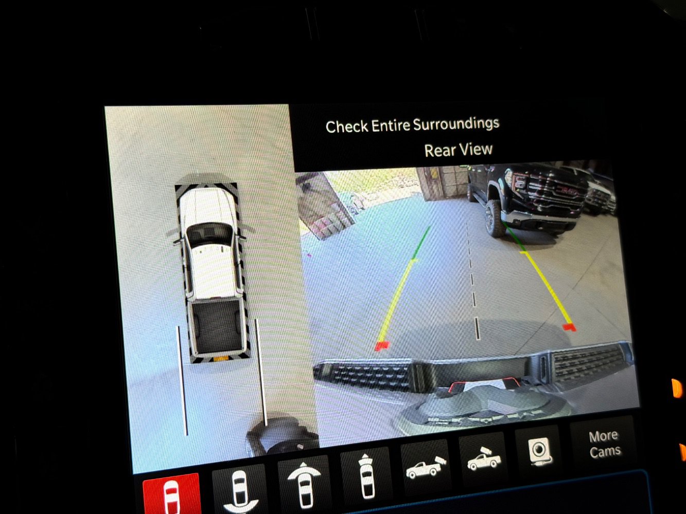 Used 2024 RAM 2500 Big Horn w/ Towing Technology Group AWD/4WD image 33