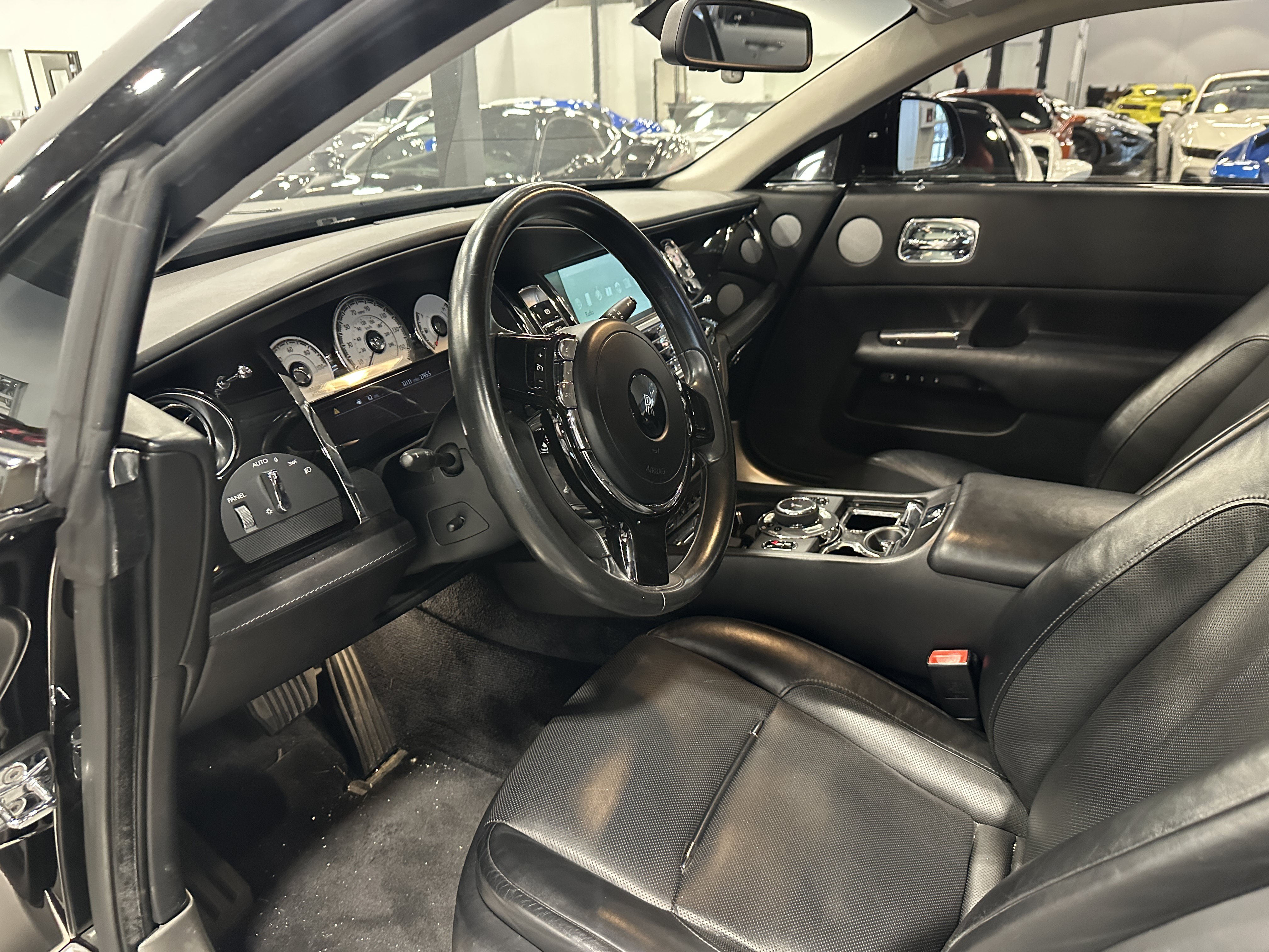 Used 2016 Rolls-Royce Wraith RWD image 7