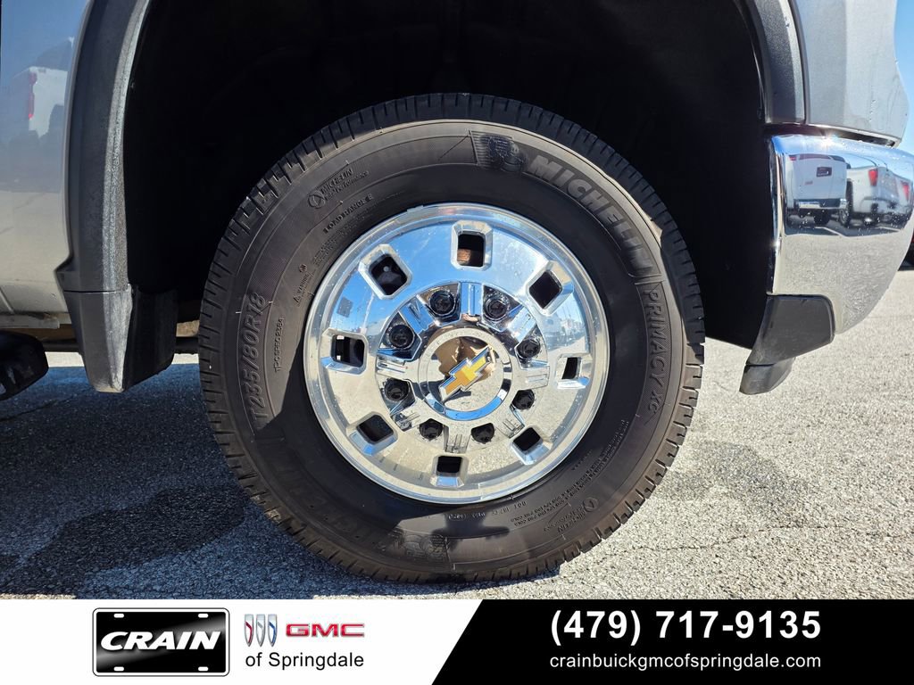 Used 2025 Chevrolet Silverado 3500 LTZ w/ LTZ Plus Package AWD/4WD image 31