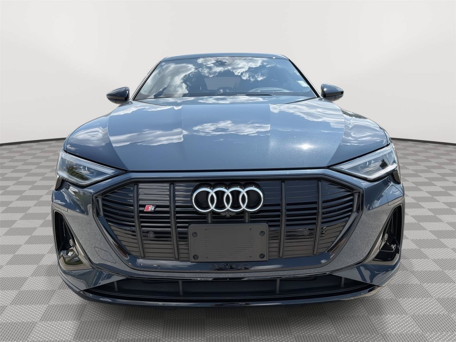 Used 2023 Audi e-tron S Prestige w/ Prestige Package AWD/4WD image 8
