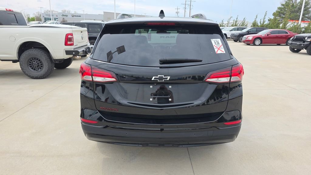 Used 2024 Chevrolet Equinox Premier image 4