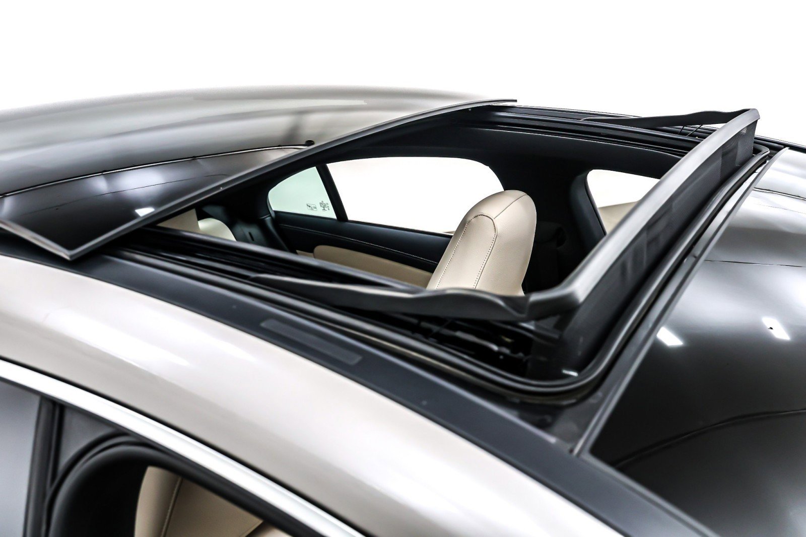 Used 2020 Mercedes-Benz CLA 250 image 22