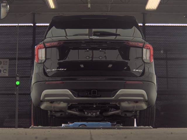 Used 2025 Ford Explorer Platinum w/ LUX Leather Package image 6