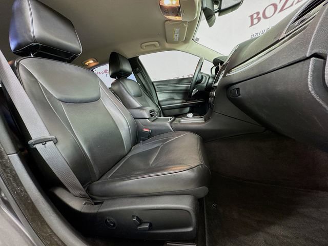 Used 2019 Chrysler 300 Limited image 31