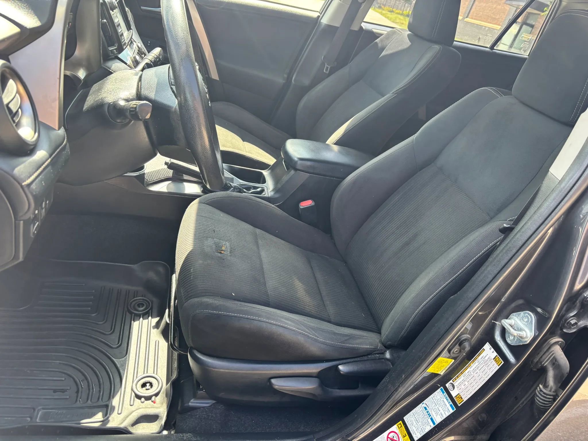 Used 2014 Toyota RAV4 XLE AWD/4WD image 21