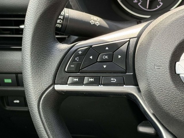 Used 2024 Nissan Sentra SV FWD image 24
