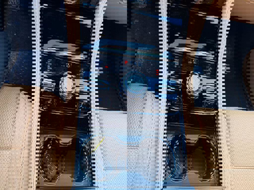 New 2026 Jeep Grand Cherokee L Summit image 9