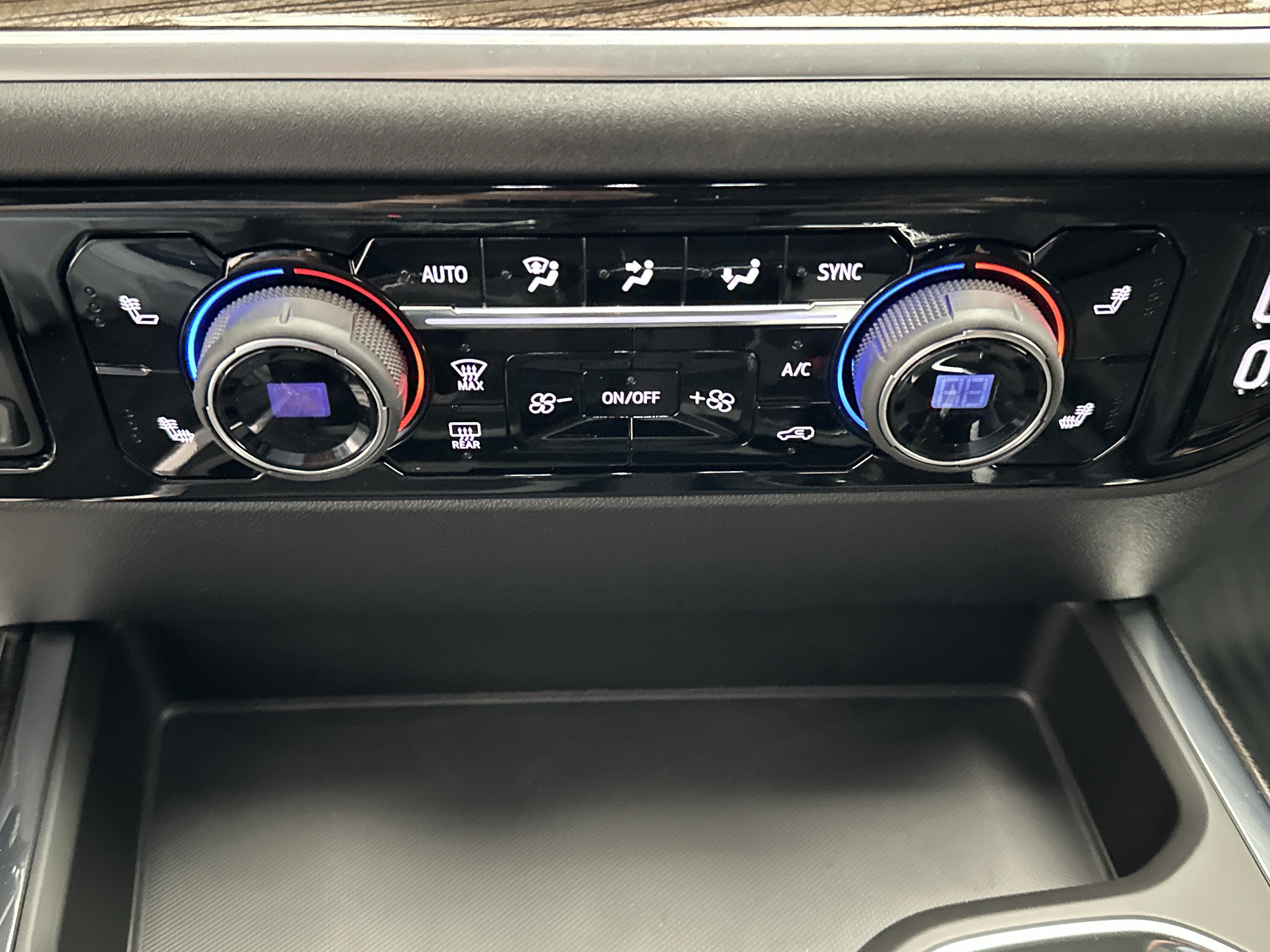 New 2026 Chevrolet Silverado 1500 RST AWD/4WD image 34