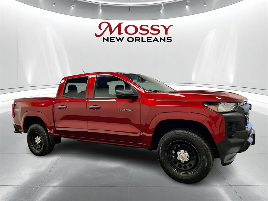 Used 2023 Chevrolet Colorado W/T image 3