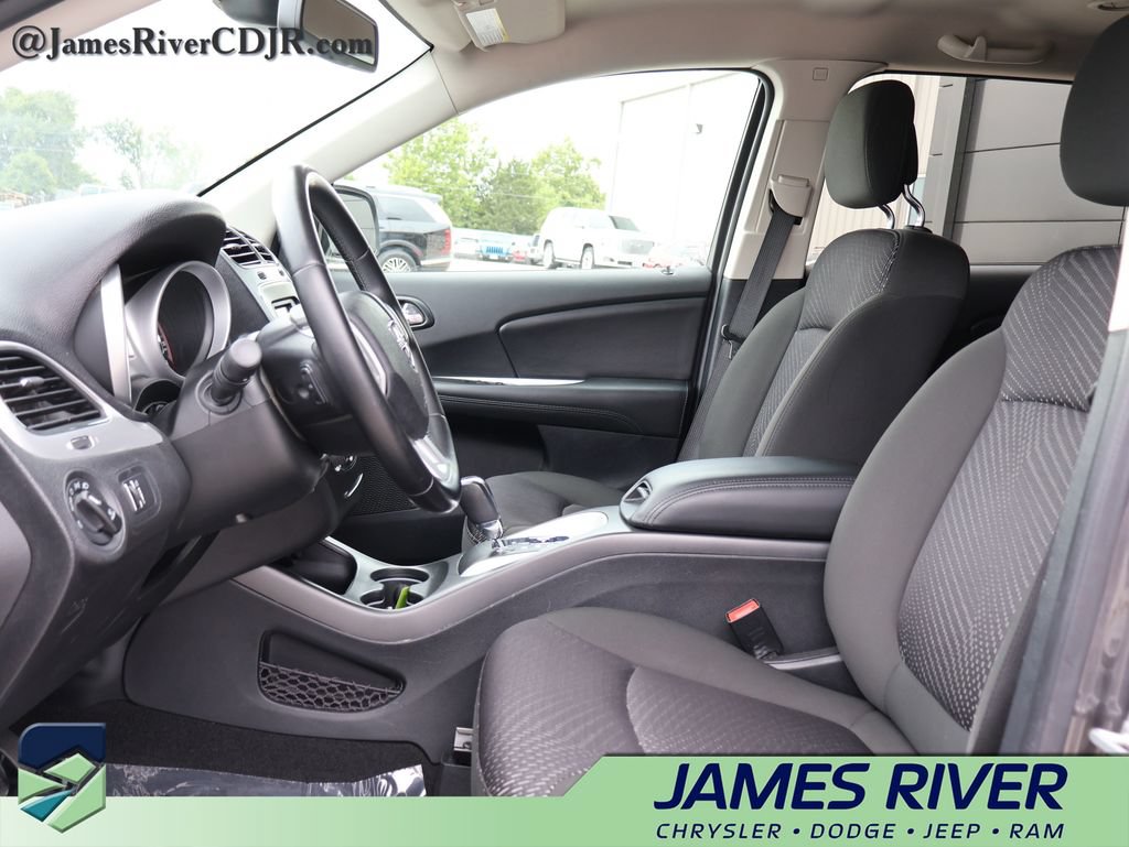 Used 2019 Dodge Journey SE w/ Premium Group FWD image 23