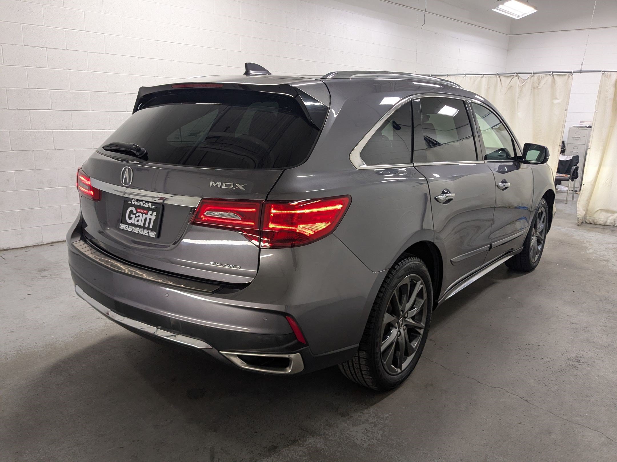 Used 2018 Acura MDX SH-AWD w/ Advance Package image 7