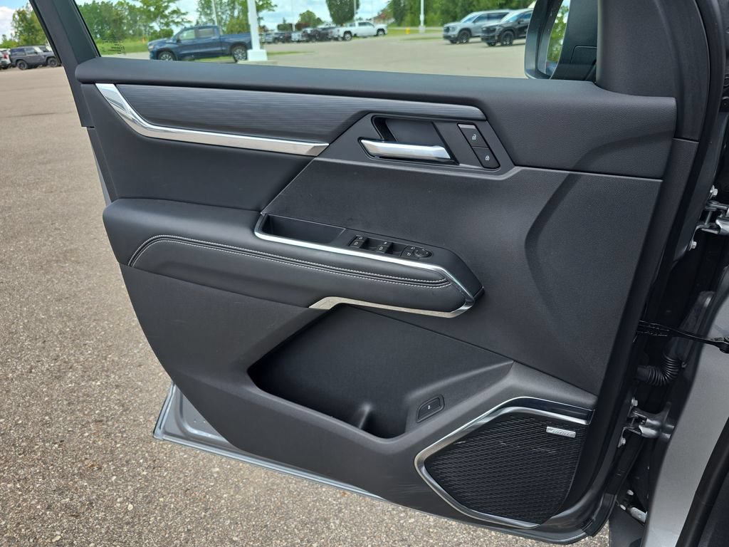 New 2026 GMC Acadia Elevation w/ LPO, Floor Liner Package FWD image 30