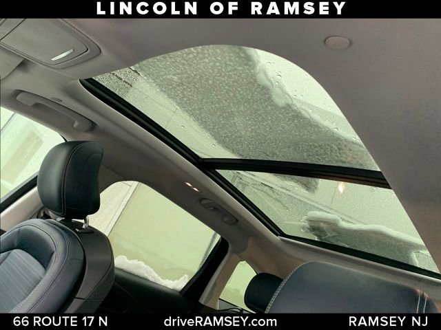 Used 2024 Lincoln Nautilus Reserve w/ Equipment Group 202A image 14