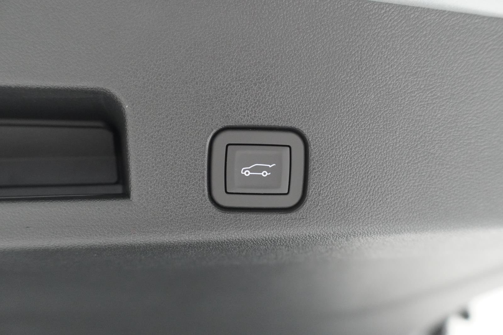 New 2026 Chevrolet Traverse LT FWD image 31