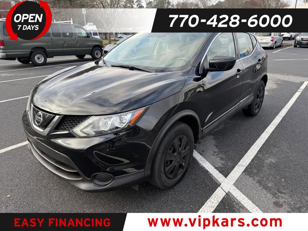 Used 2019 Nissan Rogue Sport S image 1
