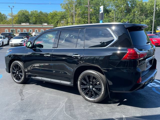 Used 2019 Lexus LX 570 4WD w/ Luxury Package image 10