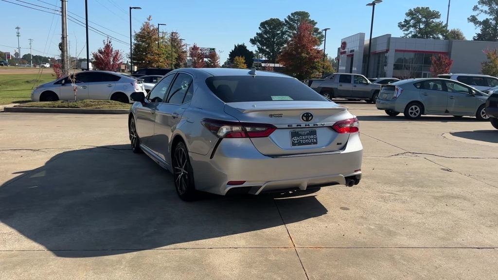 Used 2023 Toyota Camry SE w/ Convenience Package image 4