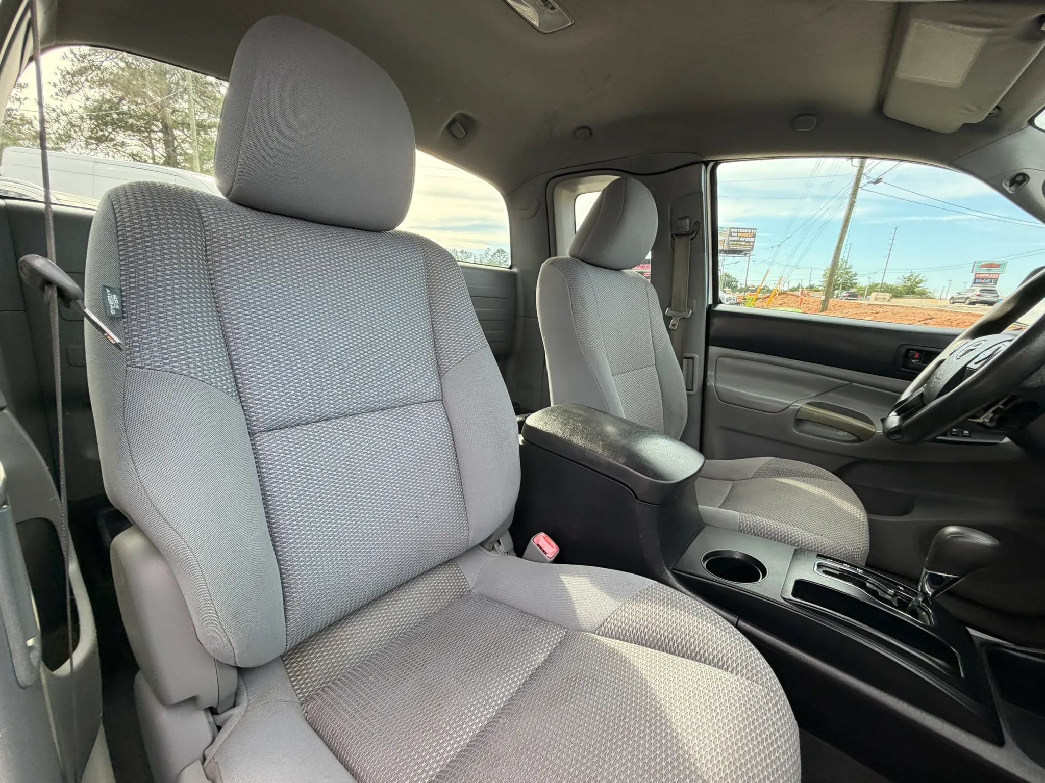 Used 2015 Toyota Tacoma 2WD Access Cab image 14