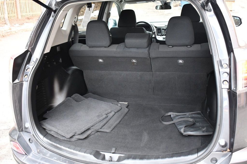 Used 2018 Toyota RAV4 XLE w/ Plus Extra Value Package image 12