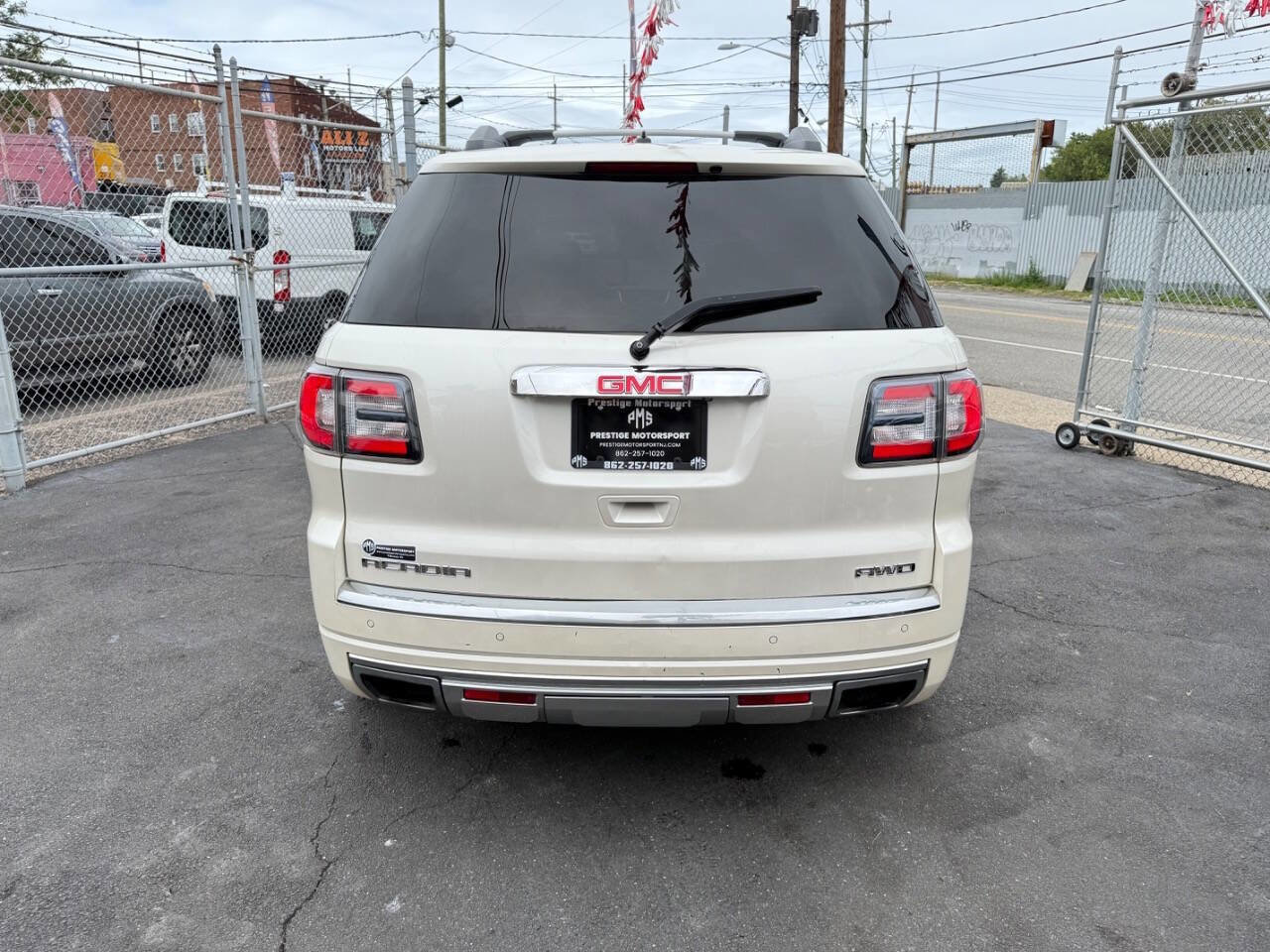 Used 2015 GMC Acadia Denali image 4