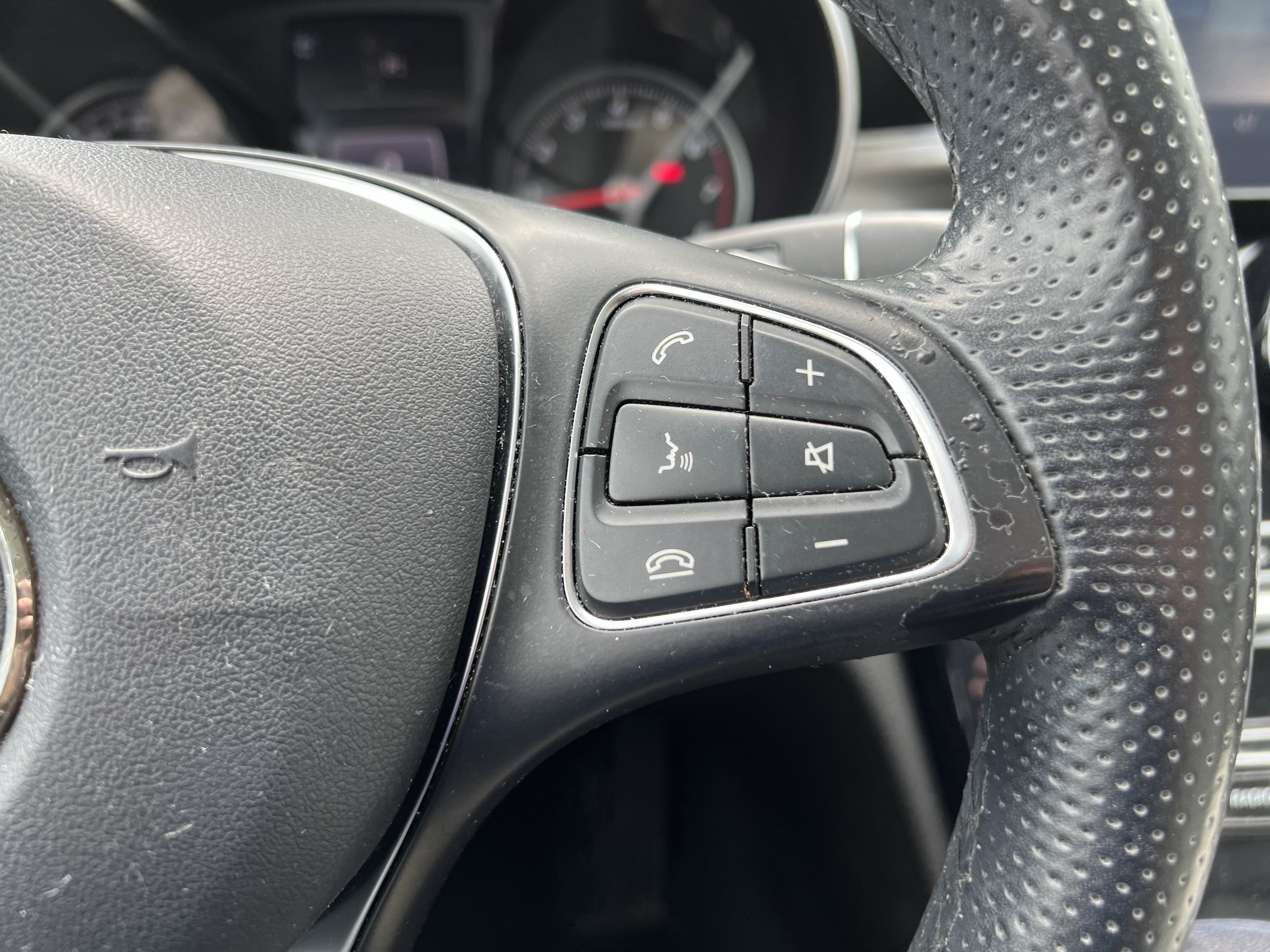 Certified 2016 Mercedes-Benz C 300 4MATIC Sedan image 20