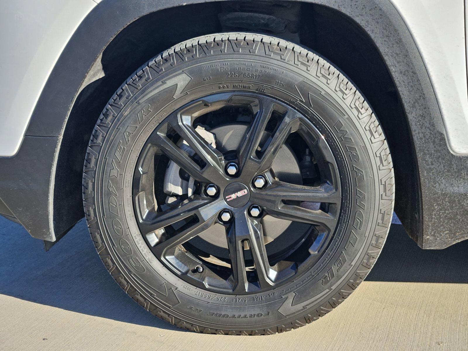 Certified 2023 GMC Terrain AT4 image 15