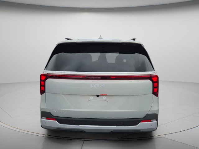New 2026 Kia Carnival EX FWD image 4