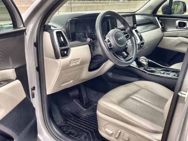 Used 2022 Kia Sorento SX FWD image 3