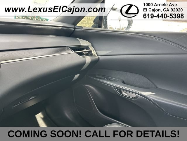Used 2025 Lexus RX 350 Premium w/ Accessory Package (Z1) FWD image 8