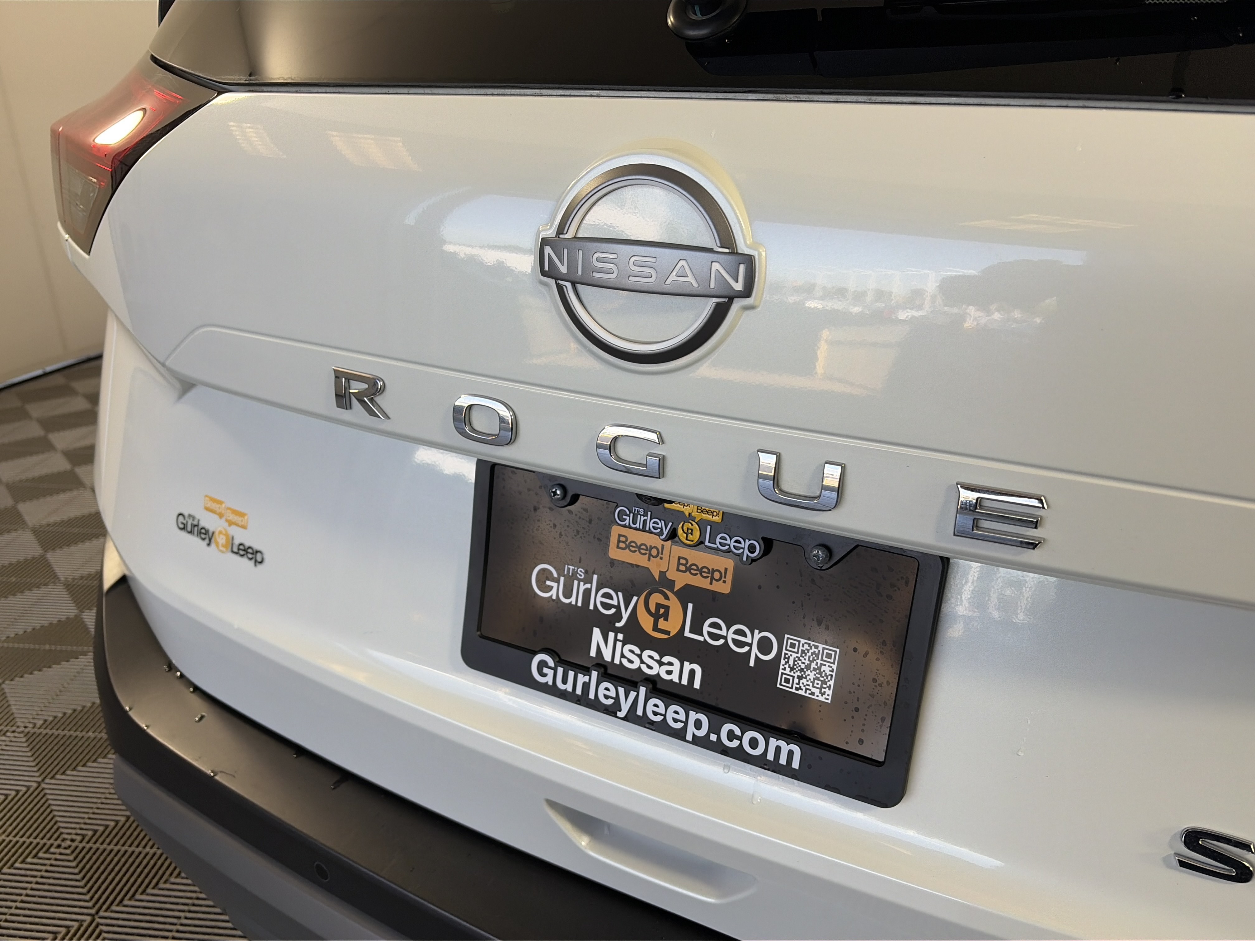 Certified 2023 Nissan Rogue SV AWD/4WD image 17