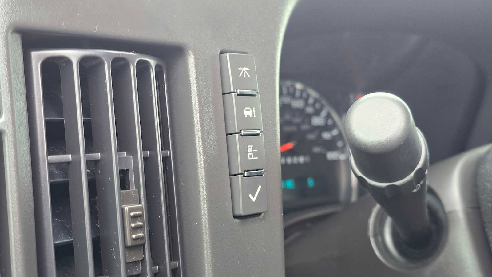 Used 2025 Chevrolet Express 2500 Extended w/ Driver Convenience Package RWD image 26