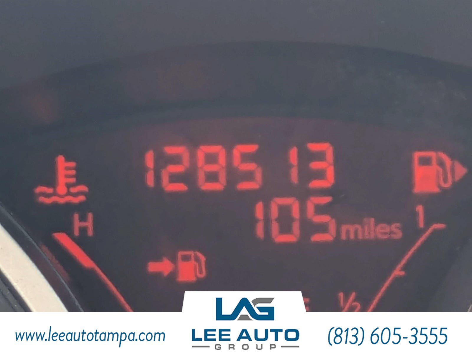 Used 2014 Nissan Juke SL FWD image 25