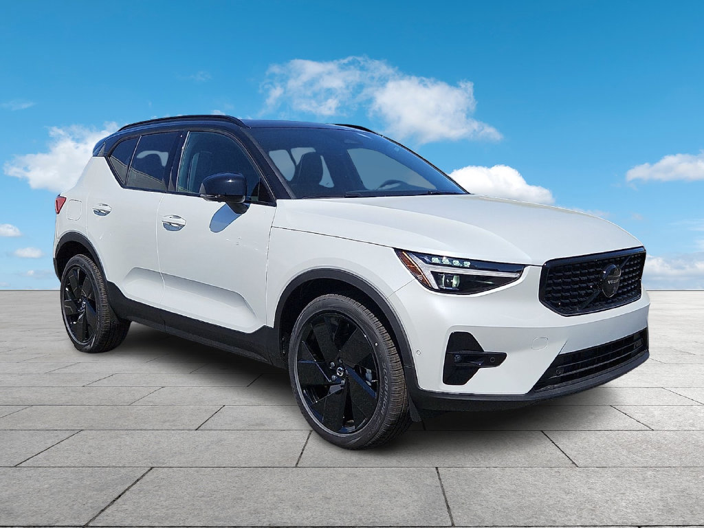 New 2026 Volvo XC40 B5 Ultra w/ Protection Package Premier AWD/4WD image 1