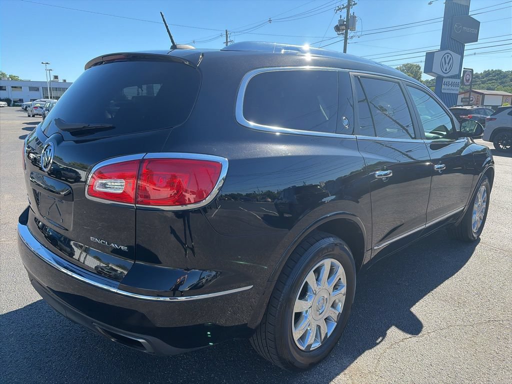 Used 2017 Buick Enclave Leather FWD image 7