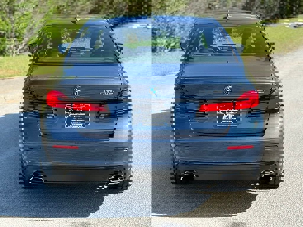 Used 2023 BMW 530e image 12