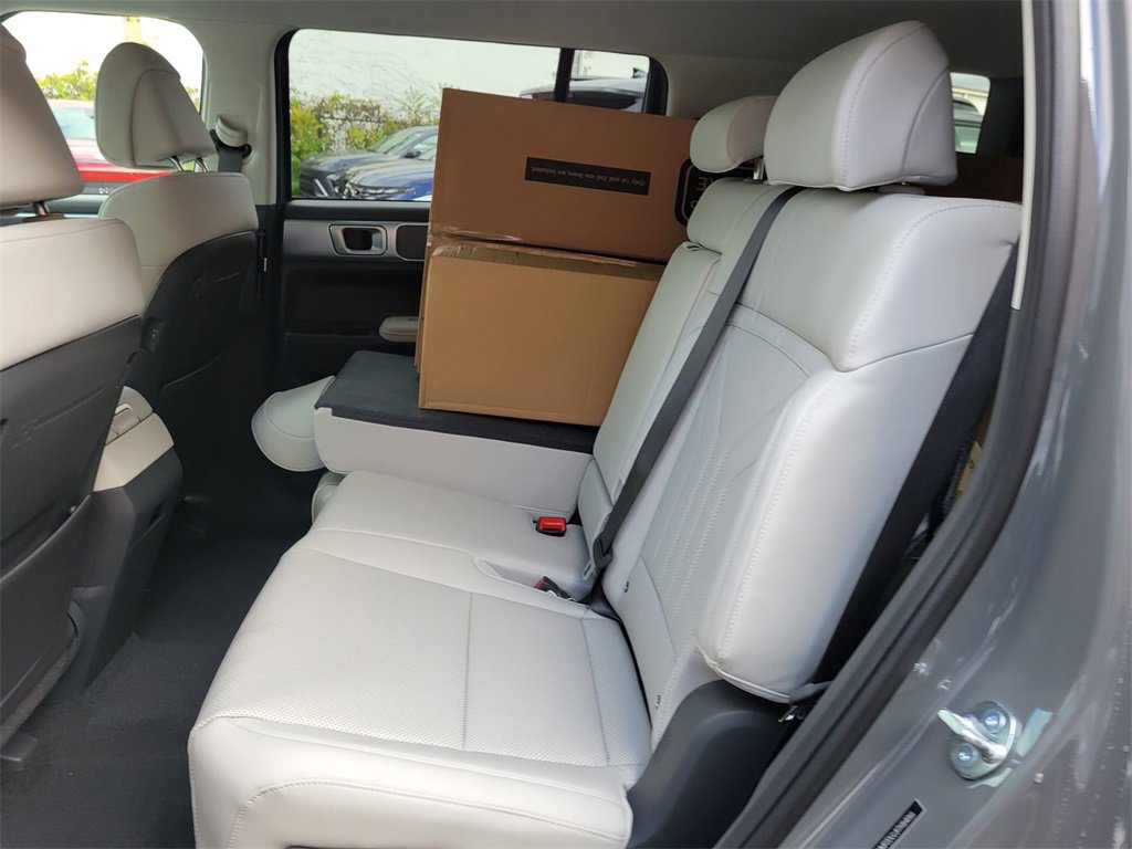 New 2026 Hyundai Santa Fe Calligraphy image 4