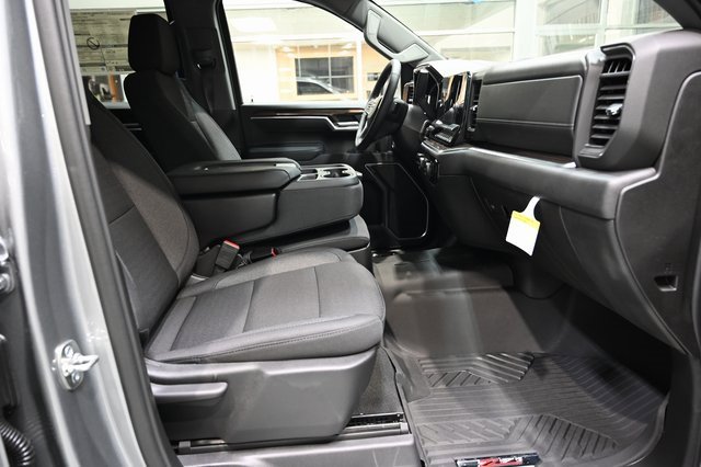 New 2026 Chevrolet Silverado 1500 LT image 13