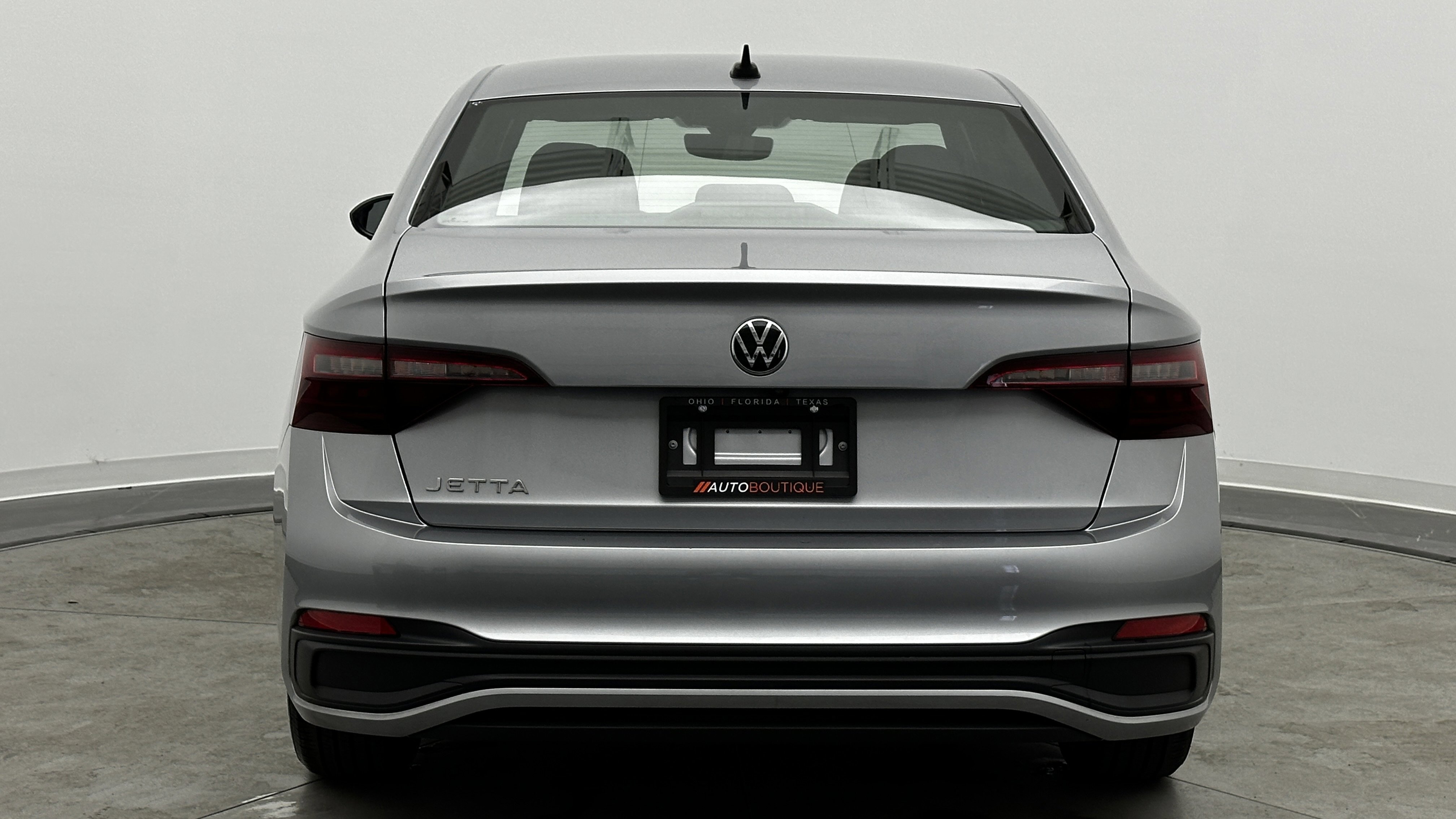 Used 2023 Volkswagen Jetta Sport image 6