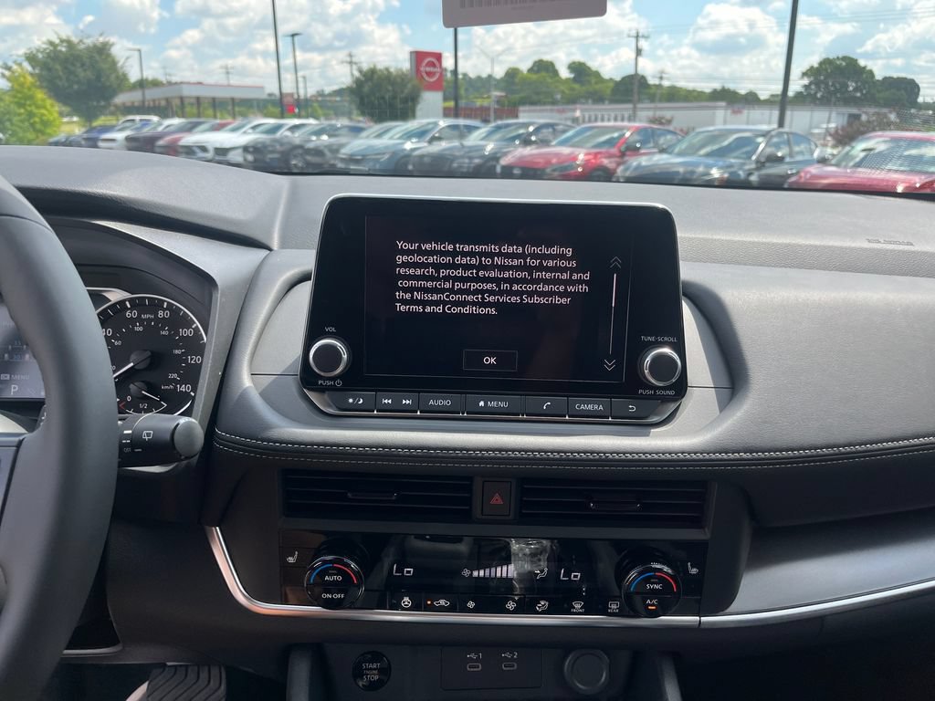 New 2026 Nissan Rogue Dark Armor FWD image 17
