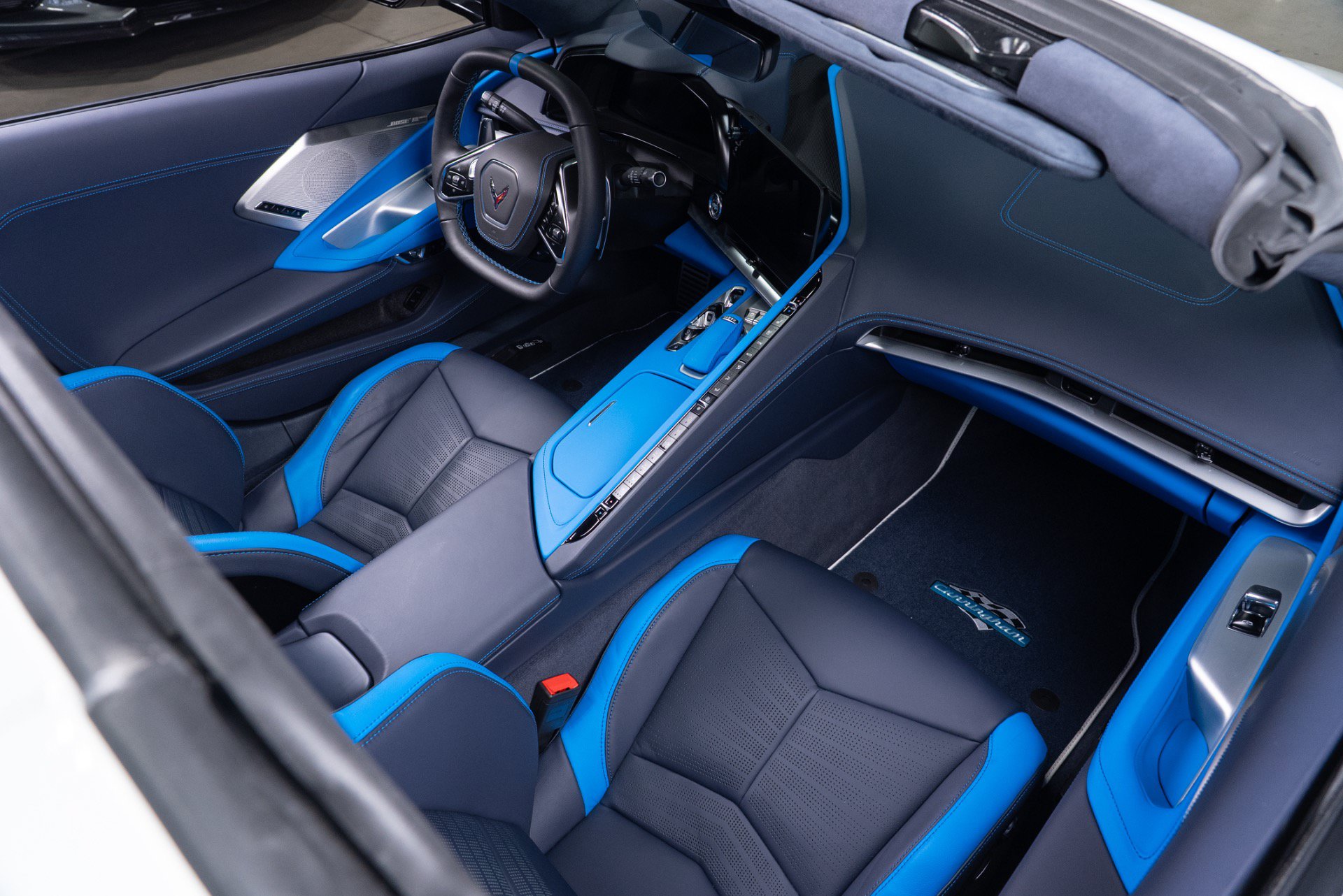 Used 2022 Chevrolet Corvette Stingray Premium Cpe w/ Z51 Performance Package RWD image 88