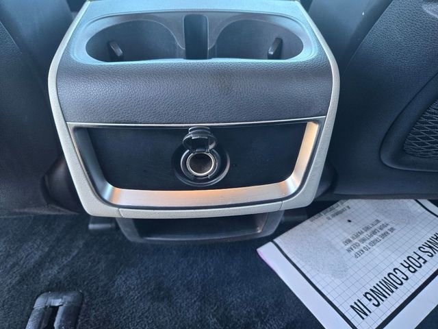 Used 2022 Kia Carnival LX image 10