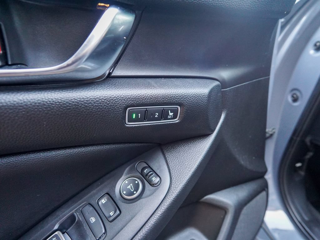 Used 2022 Honda Accord Touring image 17