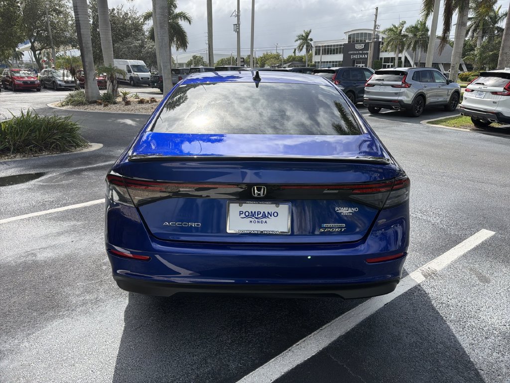 Used 2025 Honda Accord Sport image 7