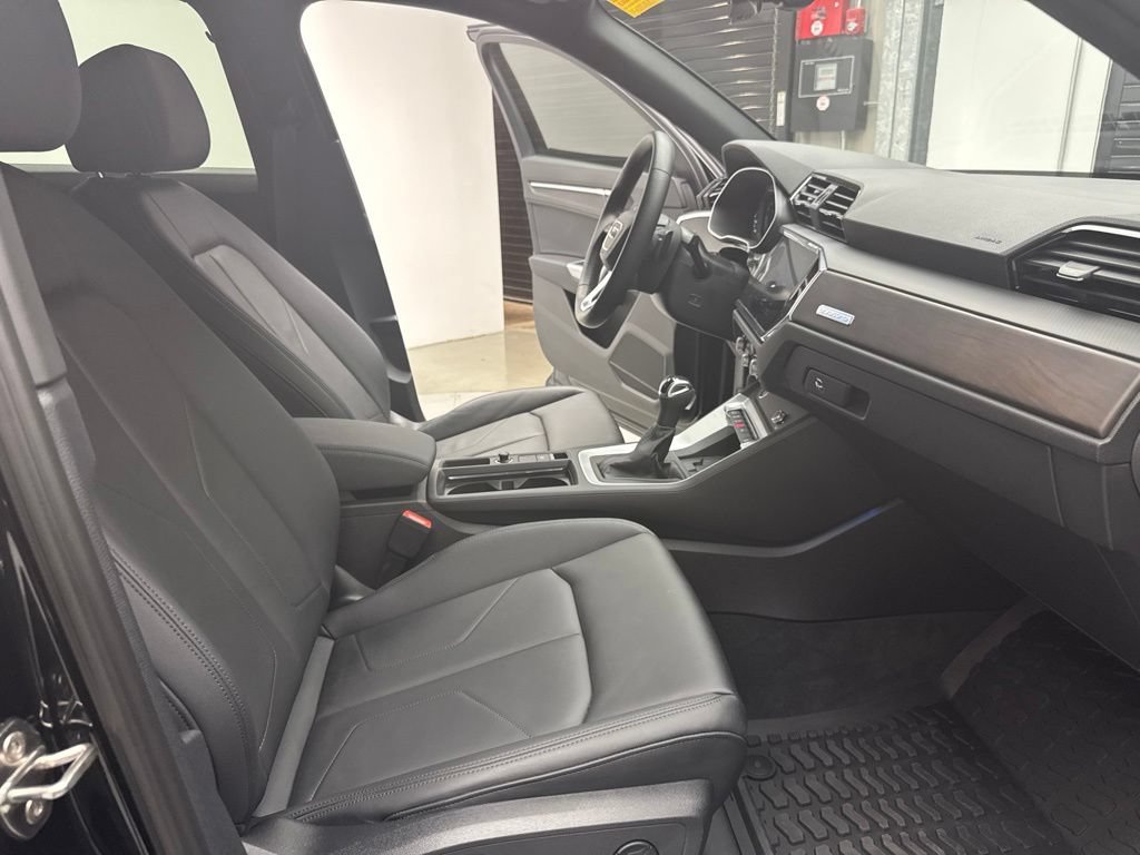 Used 2022 Audi Q3 2.0T Premium Plus AWD/4WD image 21