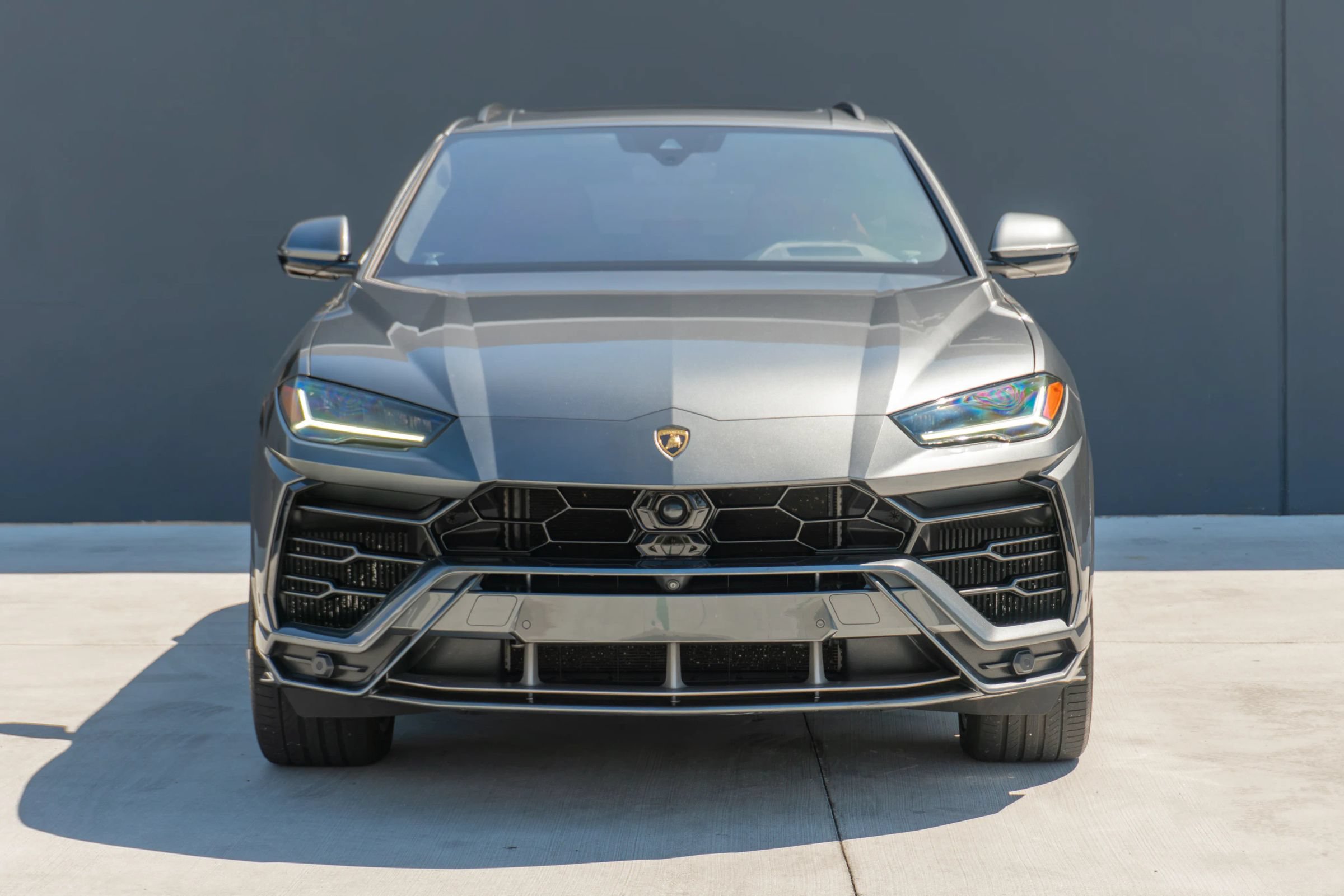 Used 2019 Lamborghini Urus AWD/4WD image 4
