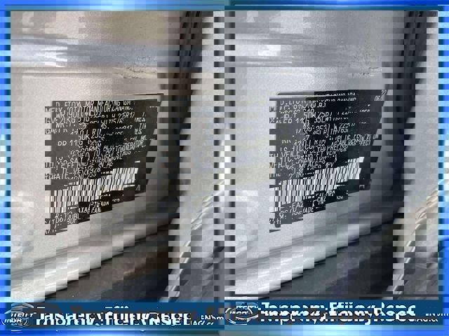 Used 2022 Toyota RAV4 XLE w/ Carpet Mat Package (TMS) image 19